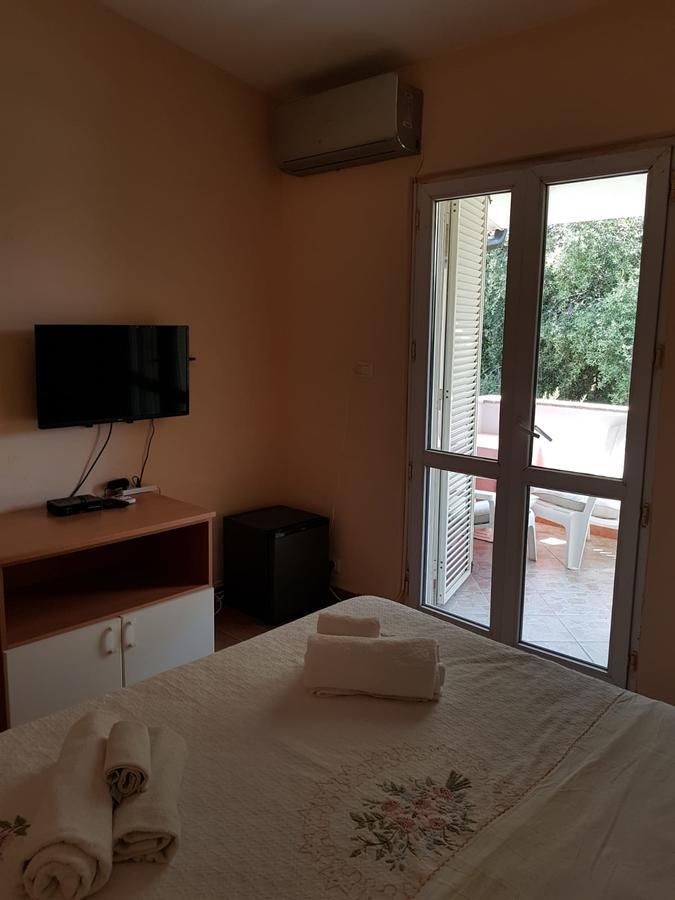 Bed And Breakfast Da Gigi E Antonella Порто Ротондо Екстериор снимка